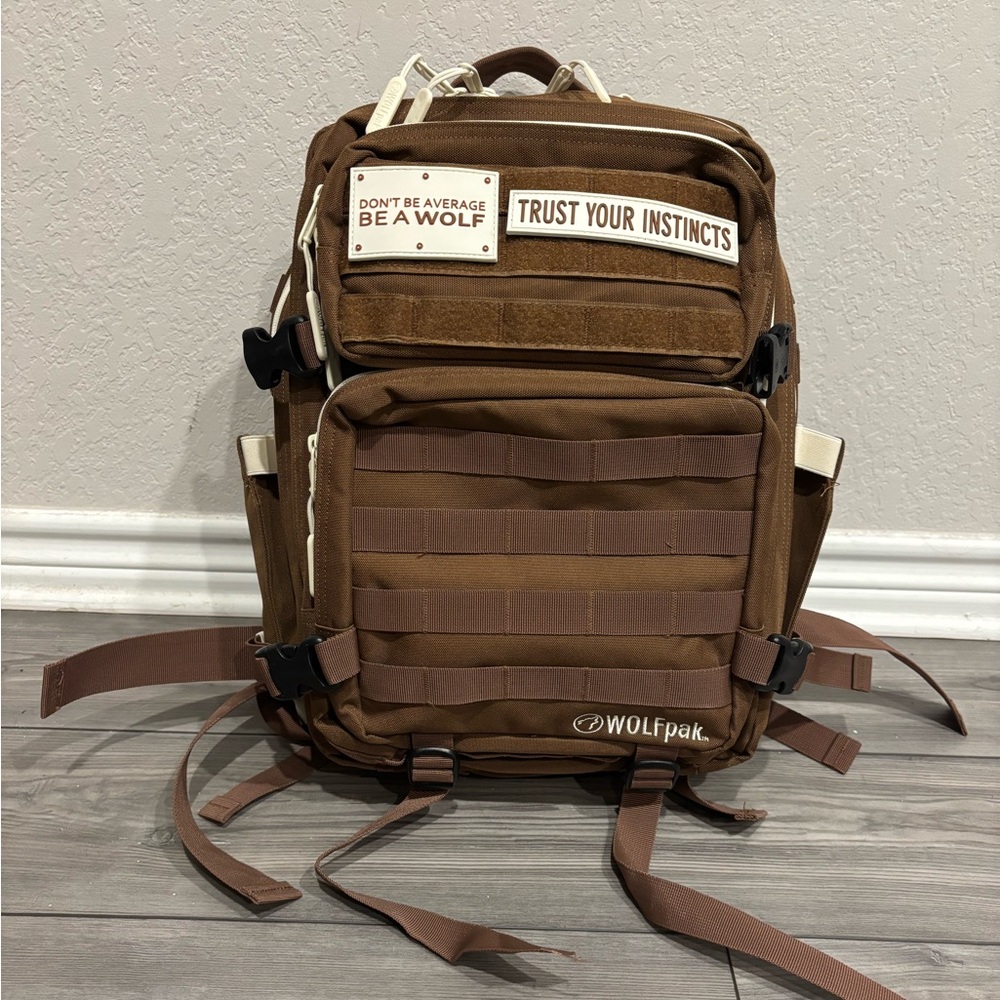 WOLFpak 35L Backpack (Mocha Brown)